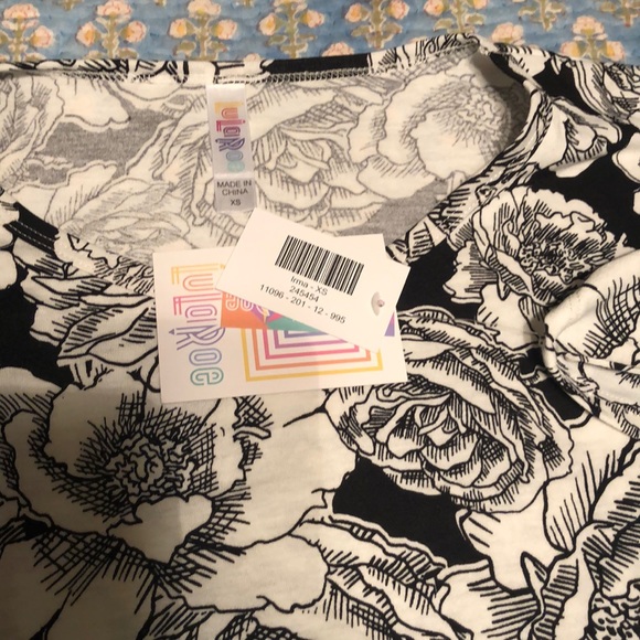 NWT LuLaRoe Irma, XS - Picture 5 of 6